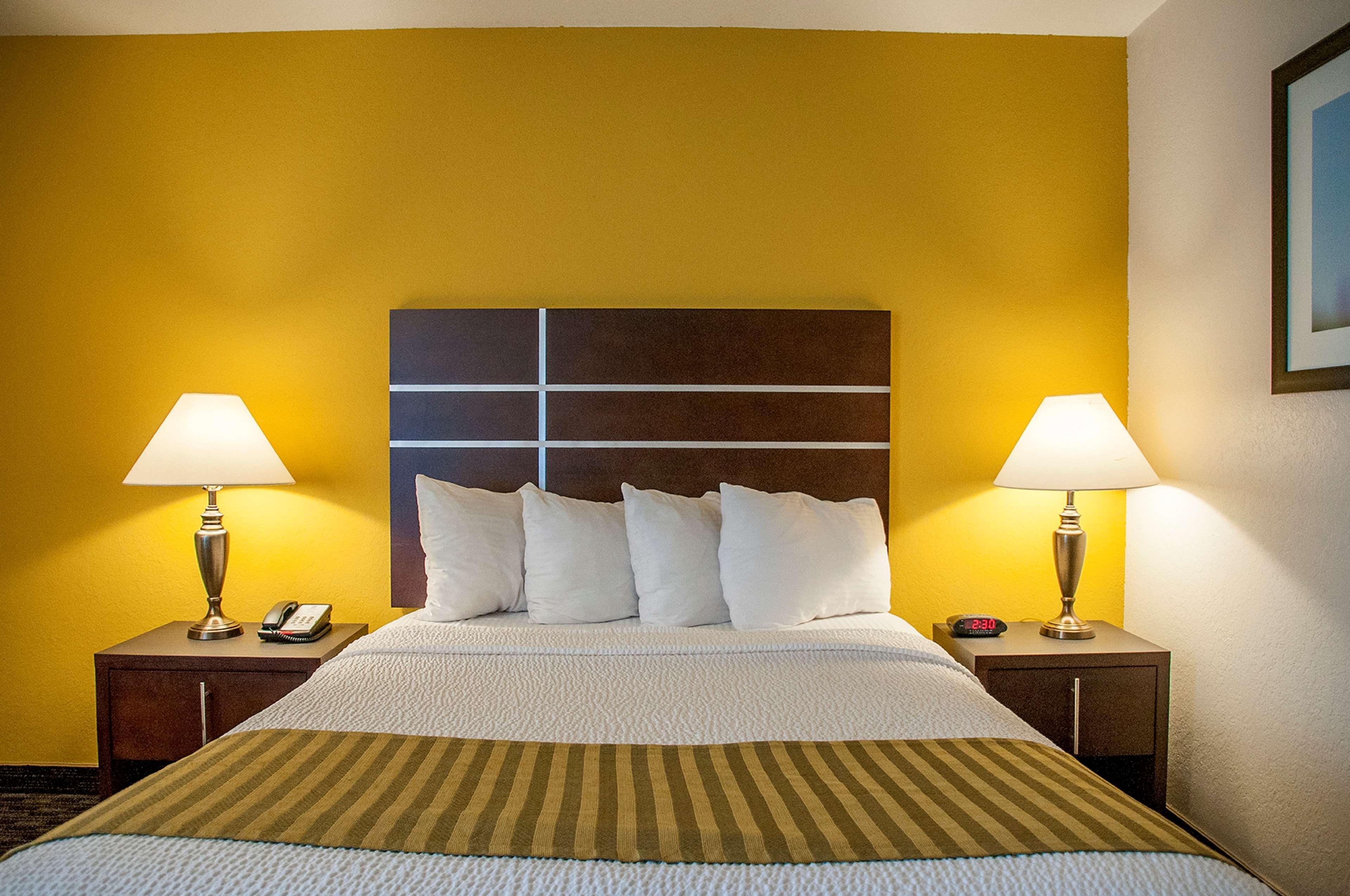 Best Western Village Inn Фресно Екстериор снимка