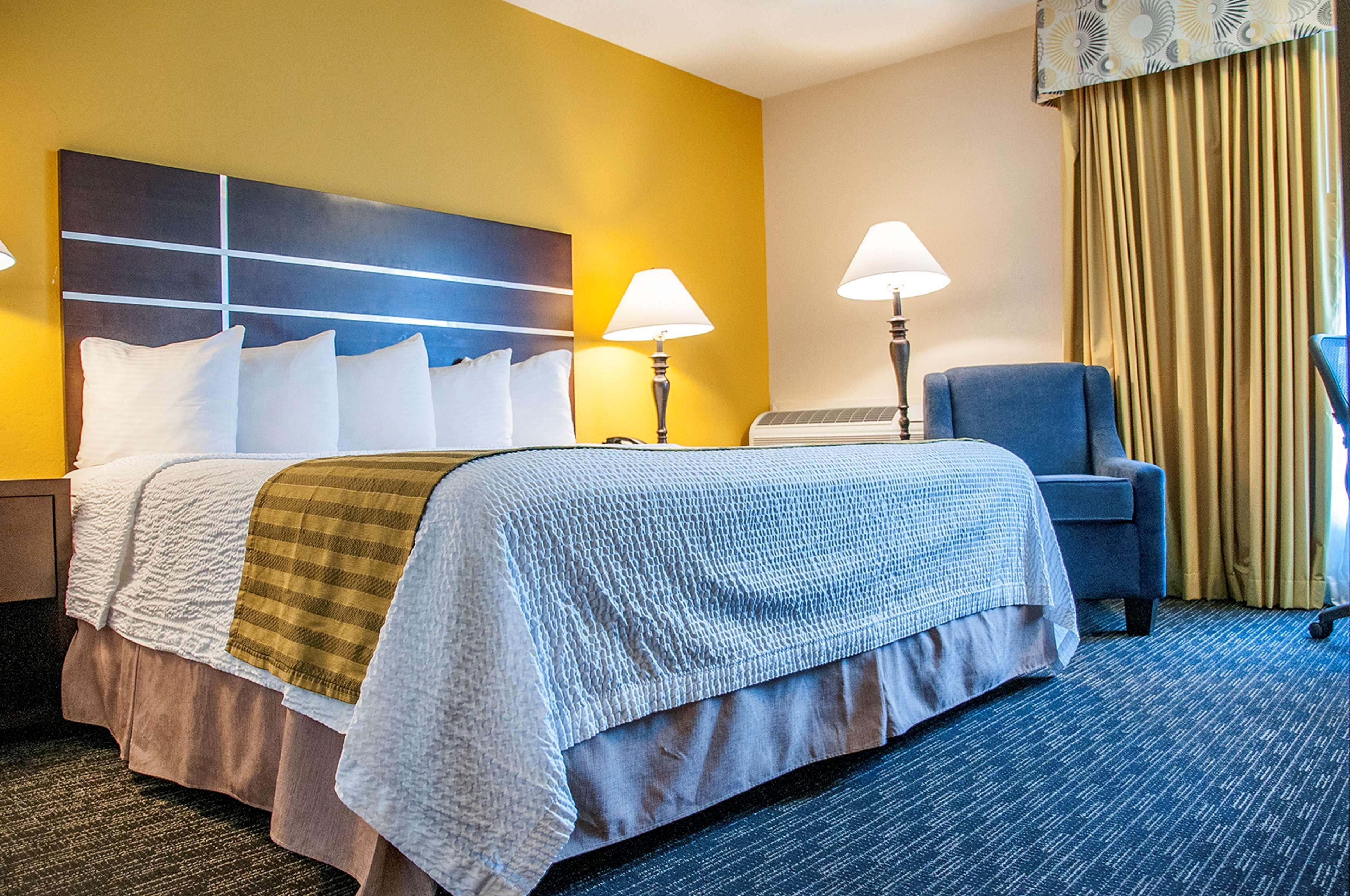 Best Western Village Inn Фресно Екстериор снимка