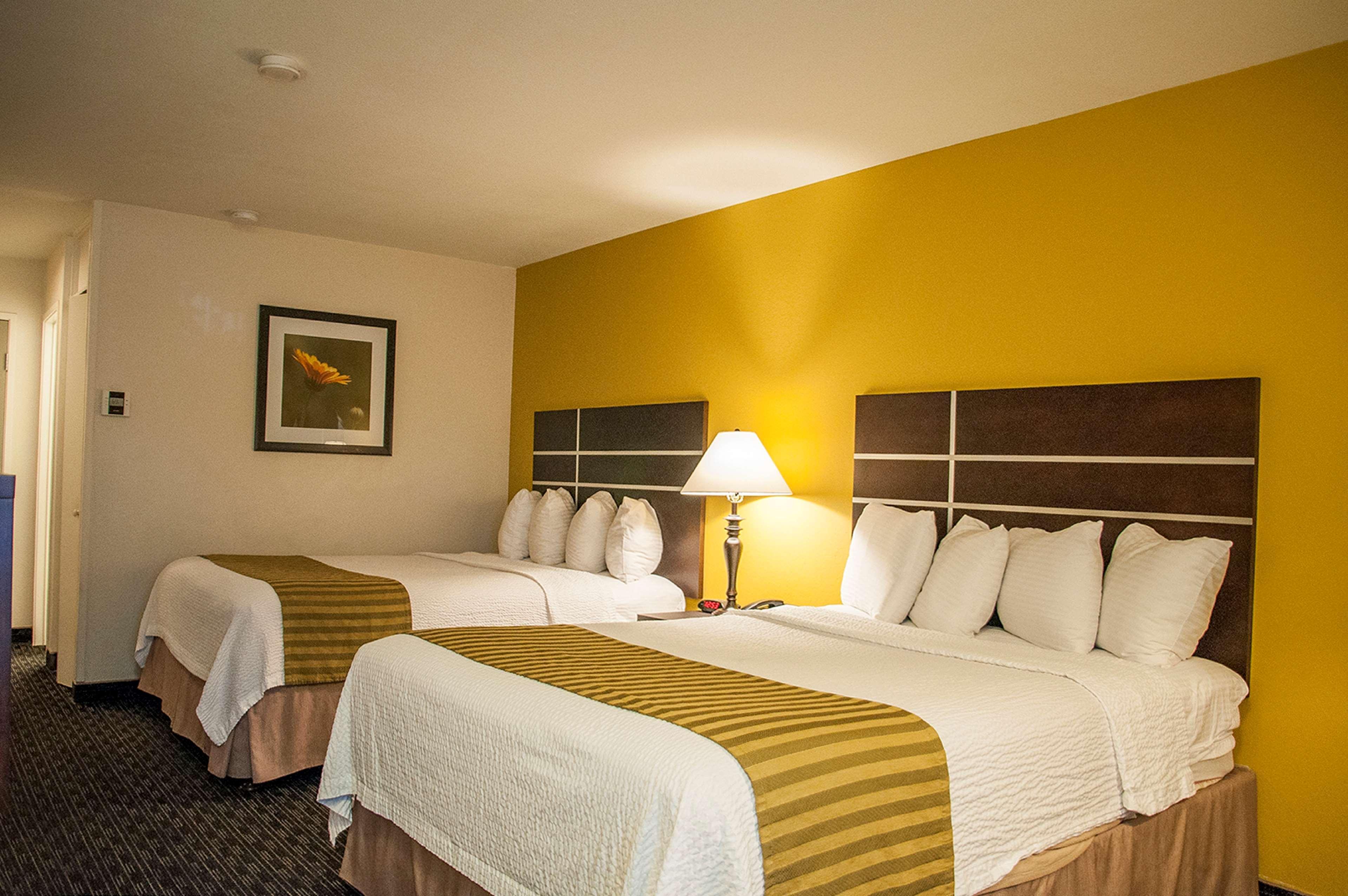 Best Western Village Inn Фресно Екстериор снимка