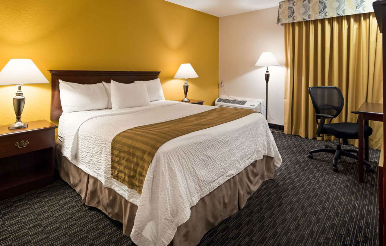 Best Western Village Inn Фресно Екстериор снимка